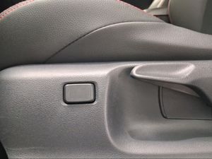 Toyota Yaris Cross 1.5 130H GR Sport  - Foto 23