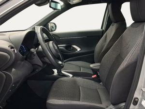 Toyota Yaris Cross 1.5 120H Active Tech  - Foto 13