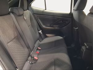 Toyota Yaris Cross 1.5 120H Active Tech  - Foto 8