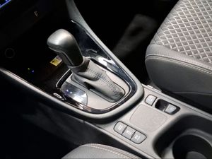 Toyota Yaris 1.5 120H Style  - Foto 22