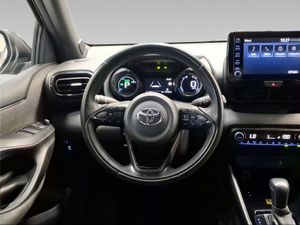 Toyota Yaris 1.5 120H Style  - Foto 10