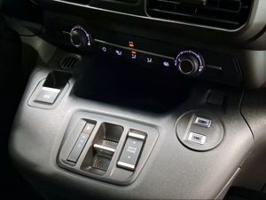 Toyota Proace City VAN Electric L1 1PL GX 50KWH (136CV)    - Foto 21