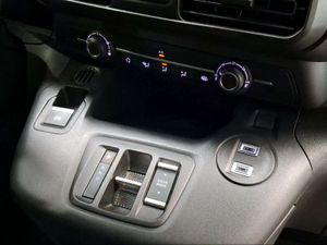 Toyota Proace City VAN Electric L1 1PL GX 50KWH (136CV)    - Foto 21