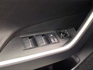 Toyota Rav4 2.5l 220H Advance 4WD  - Foto 23