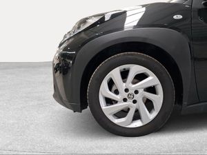 Toyota Aygo X Cross 1.0 VVT-I 72CV Play  - Foto 17