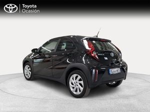 Toyota Aygo X Cross 1.0 VVT-I 72CV Play  - Foto 3