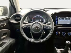 Toyota Aygo X Cross 1.0 VVT-I 72CV Play  - Foto 10