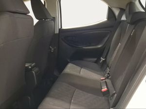 Toyota Yaris 1.5 120H Active Plus  - Foto 12