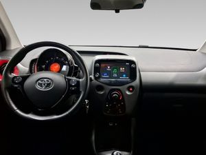 Toyota Aygo 1.0 70 x-play  - Foto 9
