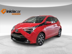 Toyota Aygo 1.0 70 x-play  - Foto 2