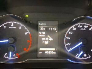 Toyota Yaris 1.0 70 Active  - Foto 15
