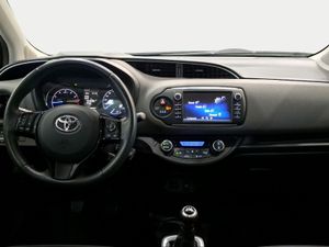Toyota Yaris 1.0 70 Active  - Foto 9