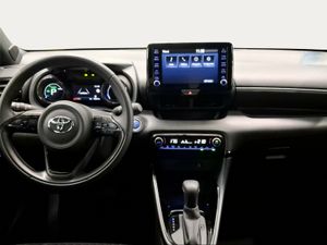 Toyota Yaris 1.5 120H Style  - Foto 9
