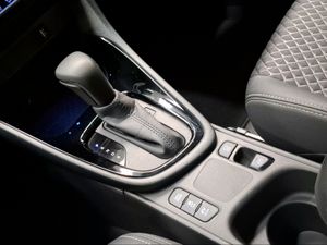 Toyota Yaris 1.5 120H Style  - Foto 23