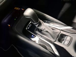 Toyota Corolla 140H Style Edition  - Foto 23