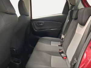 Toyota Yaris 1.5 110 Active Tech  - Foto 12