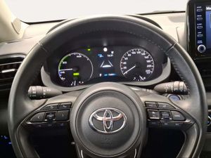 Toyota Yaris 1.5 120H Active Tech  - Foto 14