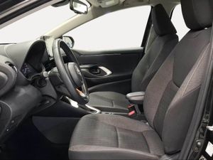 Toyota Yaris 1.5 120H Active Tech  - Foto 13