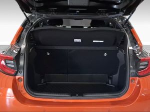 Toyota Yaris 1.5 120H Style Plus  - Foto 11