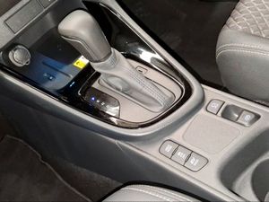 Toyota Yaris 1.5 120H Style Plus  - Foto 25