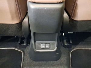 Lexus LBX 1.5 136cv HEV Elegant+  - Foto 19