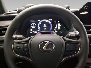 Lexus UX 2.0 300h UX Plus  - Foto 14