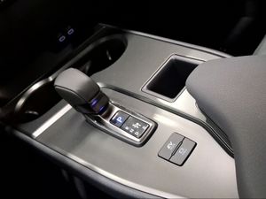 Lexus UX 2.0 300h UX Plus  - Foto 14