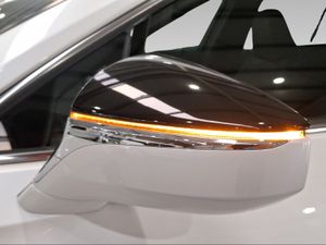 Lexus UX 2.0 300h UX Plus  - Foto 20