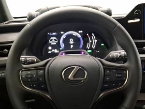 Lexus UX 2.0 300h UX Plus  - Foto 16