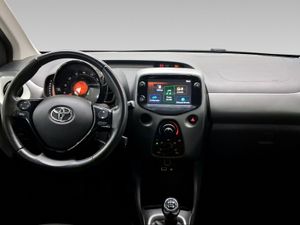 Toyota Aygo 1.0 70 x-play  - Foto 9