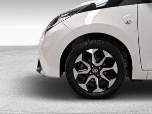 Toyota Aygo 1.0 70 x-play  - Foto 17