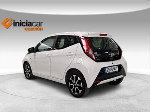 Toyota Aygo 1.0 70 x-play  - Foto 3