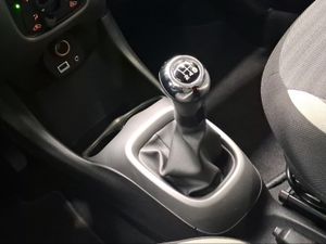 Toyota Aygo 1.0 70 x-play  - Foto 22