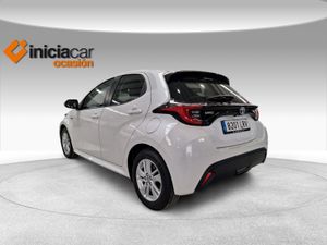 Toyota Yaris 1.5 120H Active Tech  - Foto 3