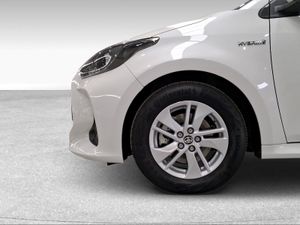 Toyota Yaris 1.5 120H Active Tech  - Foto 17
