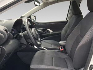 Toyota Yaris 1.5 120H Active Tech  - Foto 13