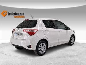 Toyota Yaris 1.5 110 Active  - Foto 19