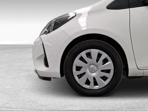 Toyota Yaris 1.5 110 Active  - Foto 17
