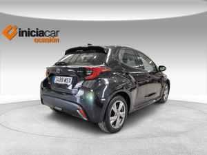 Toyota Yaris 1.5 120H Active Plus  - Foto 19