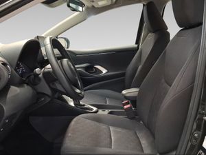 Toyota Yaris 1.5 120H Active Plus  - Foto 13