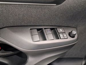 Toyota Yaris 1.5 120H Active Tech  - Foto 22