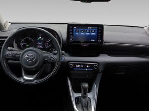 Toyota Yaris 1.5 120H Active Tech  - Foto 9