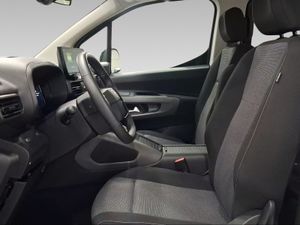 Toyota Proace City Verso Family L2 1.5D 130CV Active 7p  - Foto 13