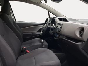 Toyota Yaris 1.5 110 Active  - Foto 7
