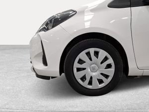 Toyota Yaris 1.5 110 Active  - Foto 17