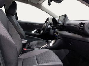 Toyota Yaris 1.5 120H Active Tech  - Foto 7