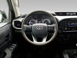 Toyota Hilux Doble Cabina GX 2.4D 150 T/M 6V 4WD    - Foto 10