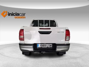 Toyota Hilux Doble Cabina GX 2.4D 150 T/M 6V 4WD    - Foto 5