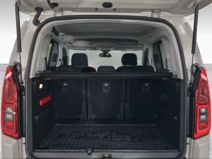 Toyota Proace City Verso 1.5D 96kW (130CV) Family Active L1  - Foto 11