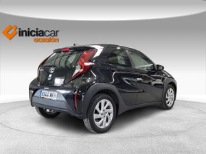 Toyota Aygo X Cross 1.0 VVT-I 72CV Play  - Foto 19